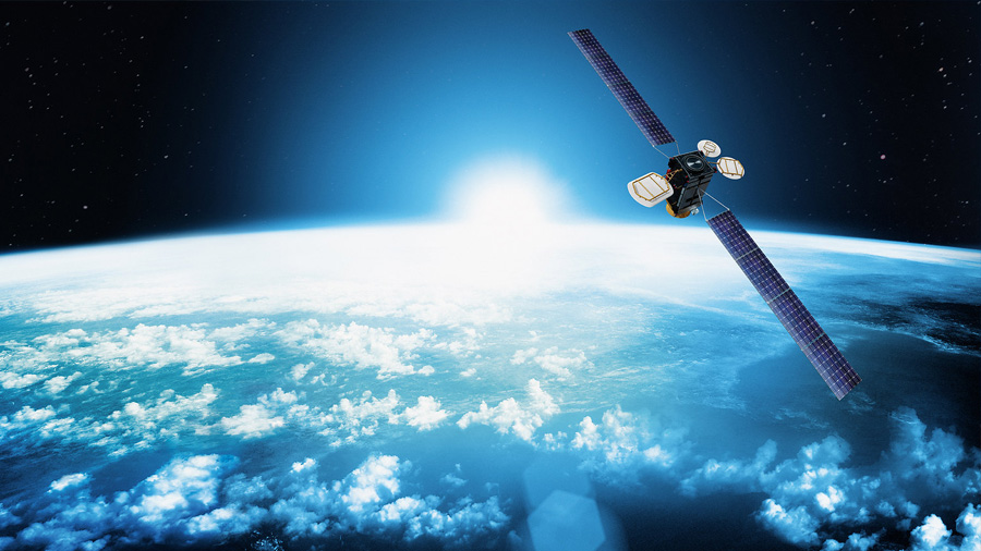 Спутник Eutelsat Hot Bird 13B перерь будет работать в позиции 33,1°E