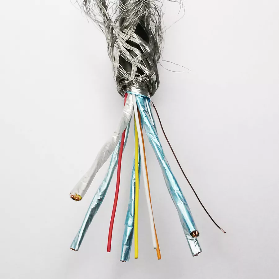 Зачищаем hdmi кабель