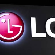 LG представляет революционный компактный проектор CineBeam S Mini Ultra